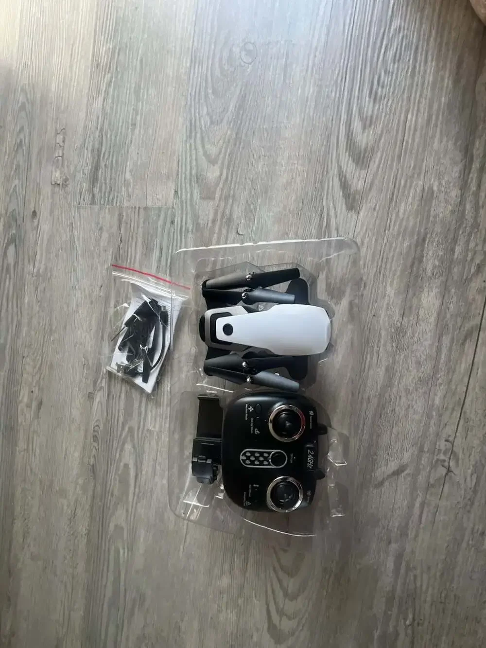 7141-98WH Leeds Mini Foldable Drone With Wi-Fi Camera